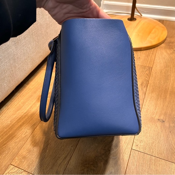 Michael Kors Collection Miranda Tote in cornflower tote - genuine snakeskin - Picture 11 of 16